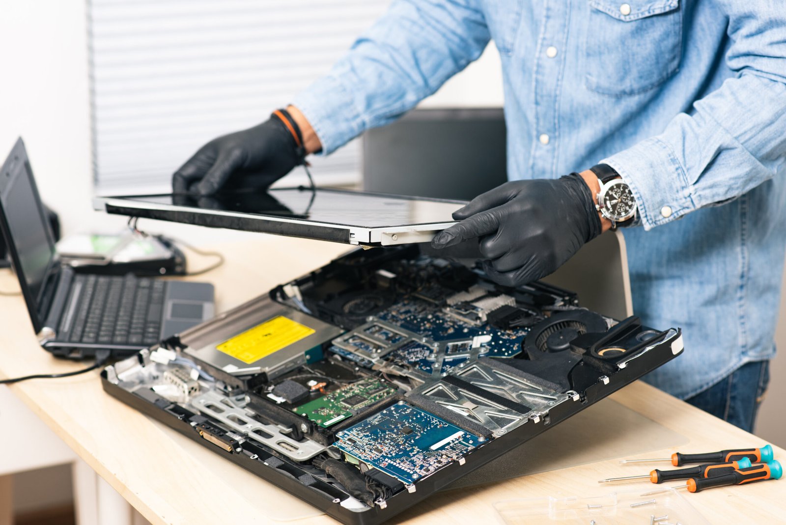 repairing the broken computer